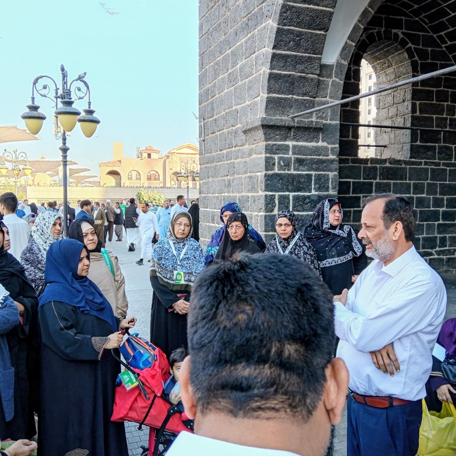 First-Time Umrah Guide - pilgrims performing Umrah rituals